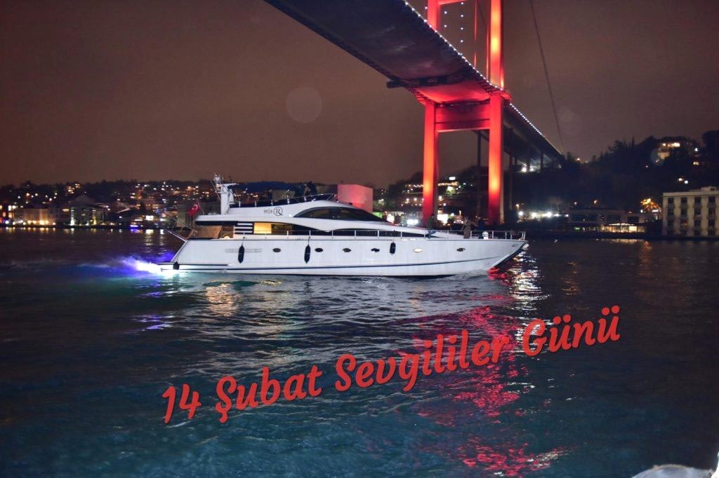 Teknede Sevgililer Günü