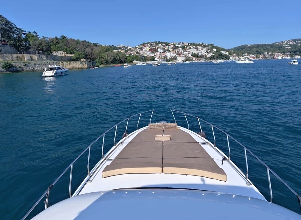 Yat Kiralama ile Rüya Gibi Bir Tatil: Tekne ile Özgürlük